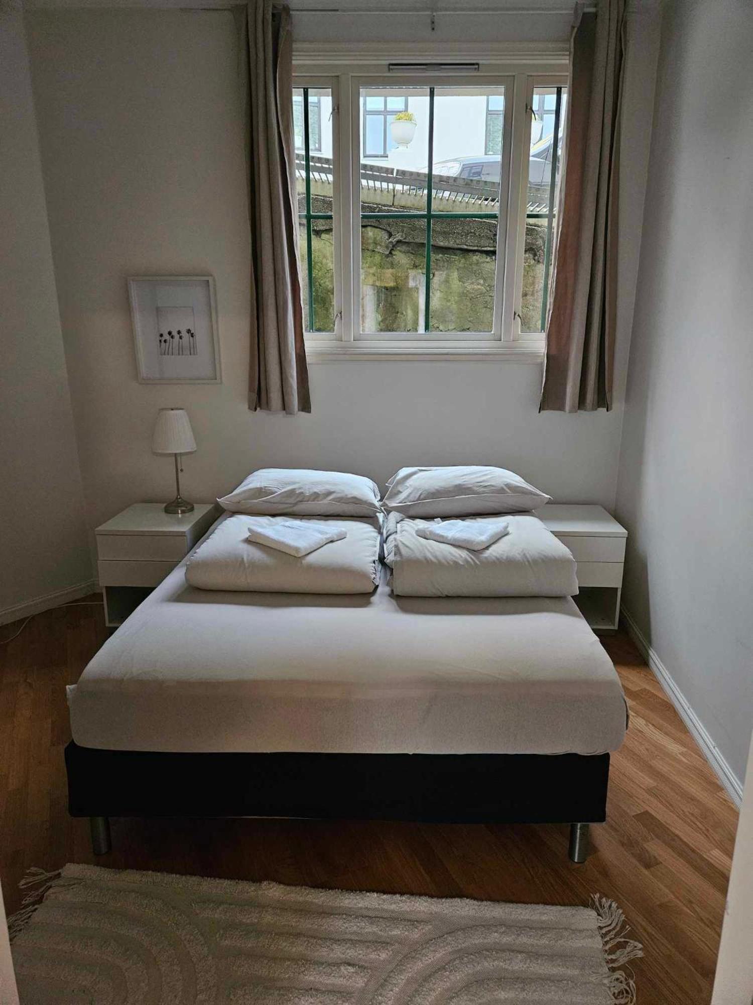 In The Heart Of Brosundet! Fully Equipped 3 Bed Room Ap Ålesund Kültér fotó